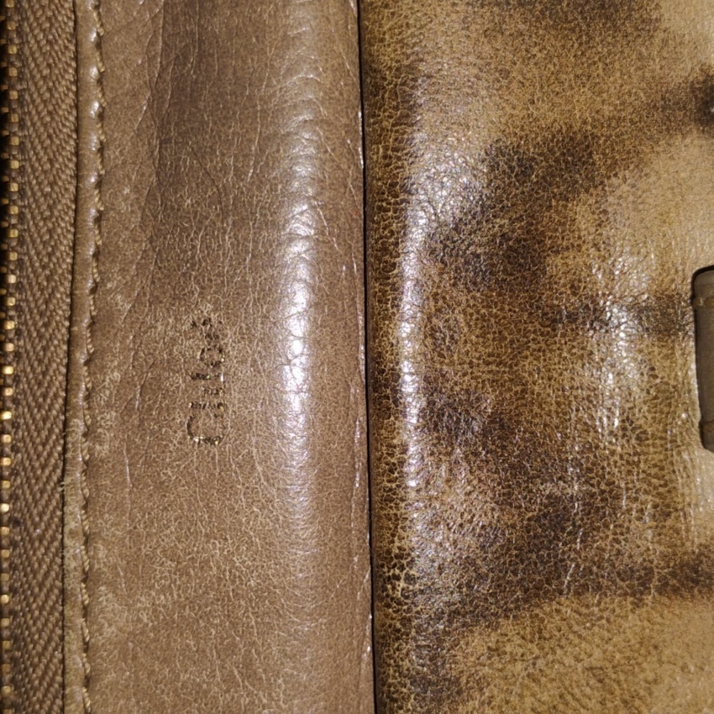 Chloe Leather Bow Wallet - Picture 10 of 10